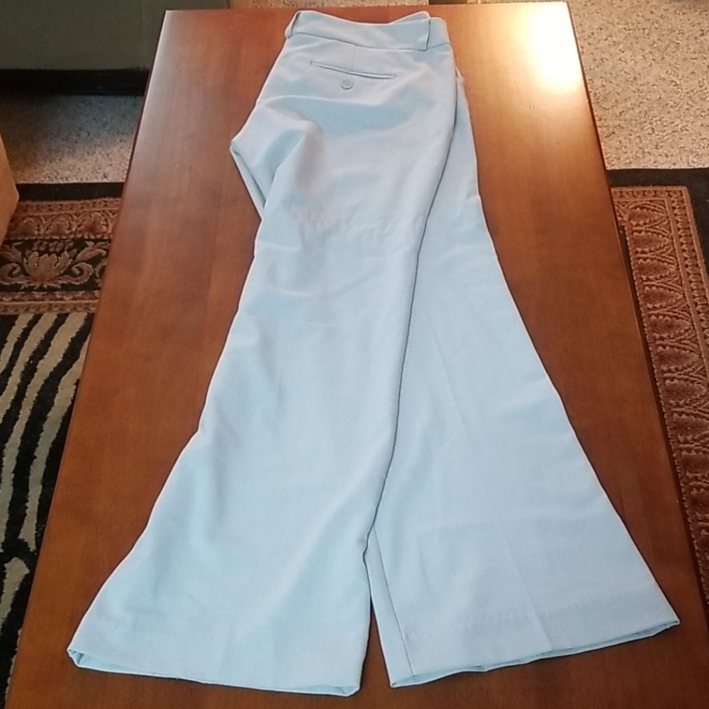 New York & Company Women's Dress pants light khaki
